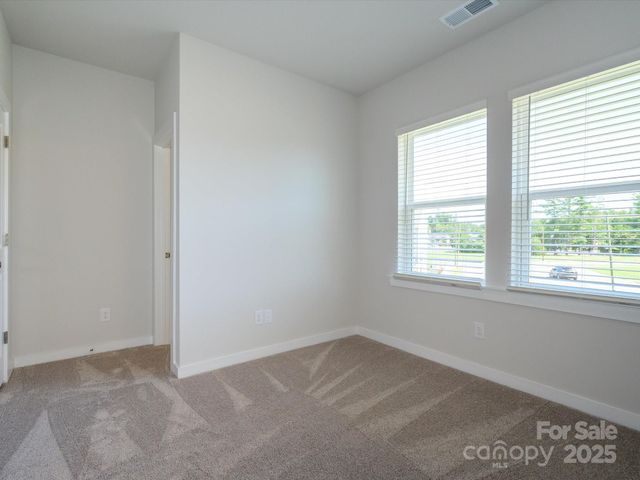 1104 Bismuth Lane, Charlotte, NC 28211