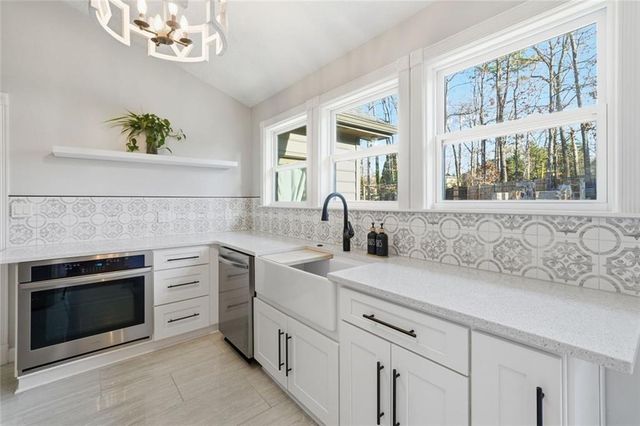 2040 Trotters Ridge Way, Roswell, GA 30075