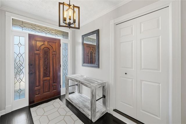 2040 Trotters Ridge Way, Roswell, GA 30075