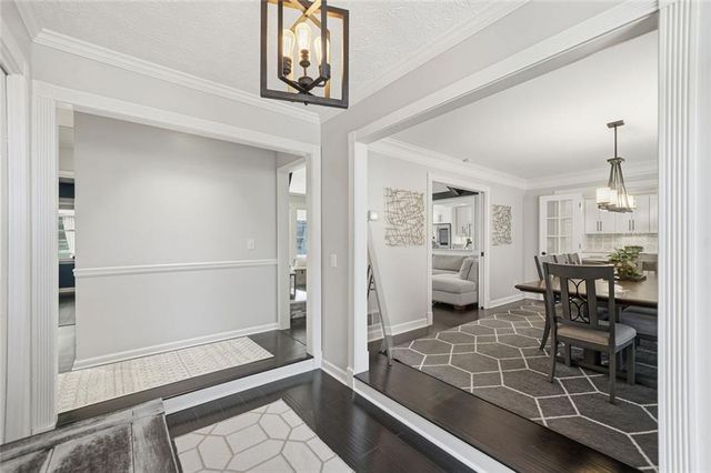 2040 Trotters Ridge Way, Roswell, GA 30075