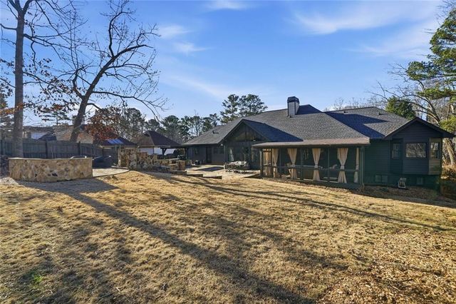 2040 Trotters Ridge Way, Roswell, GA 30075