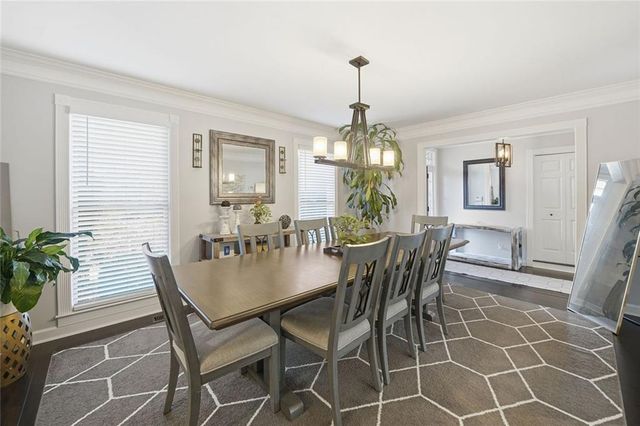 2040 Trotters Ridge Way, Roswell, GA 30075