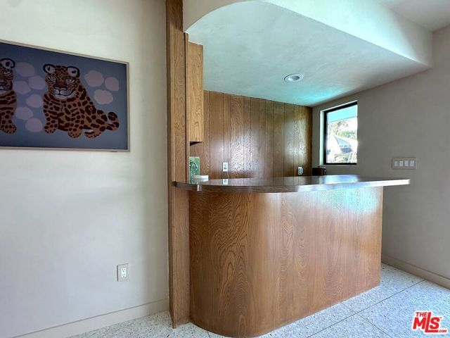 6414 Senford Avenue, Los Angeles, CA 90056