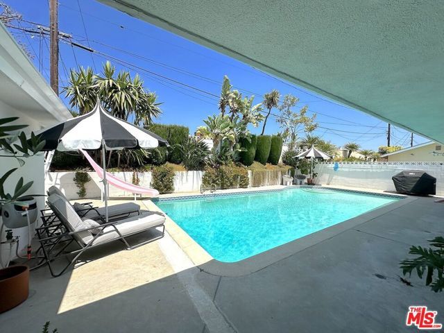 6414 Senford Avenue, Los Angeles, CA 90056