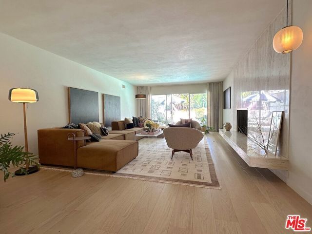 6414 Senford Avenue, Los Angeles, CA 90056