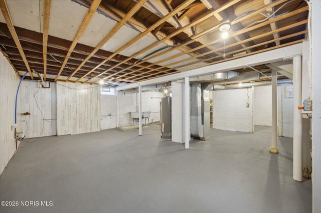 3242 Meadowbrook Court, Toledo, OH 43606