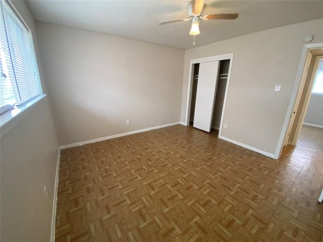 5610 Royal Palms Street 67, Houston, TX 77021