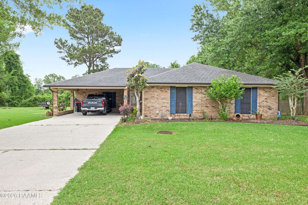 133 Avron Drive, Carencro, LA 70520
