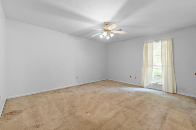 2117 S Houston Road, Pasadena, TX 77502