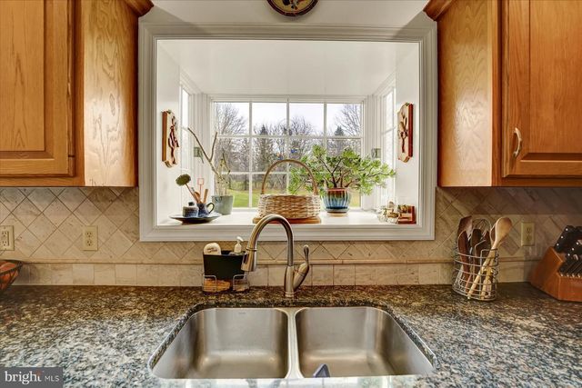 615 MEEKS LN, Port Matilda, PA 16870