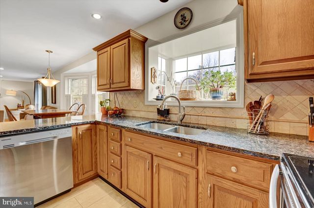 615 MEEKS LN, Port Matilda, PA 16870