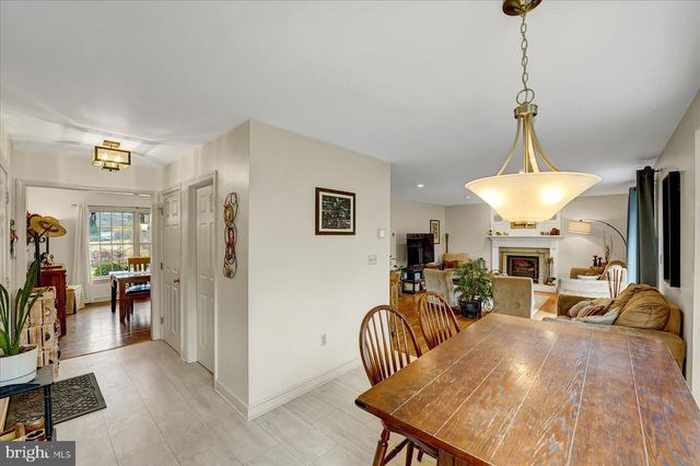 615 MEEKS LN, Port Matilda, PA 16870