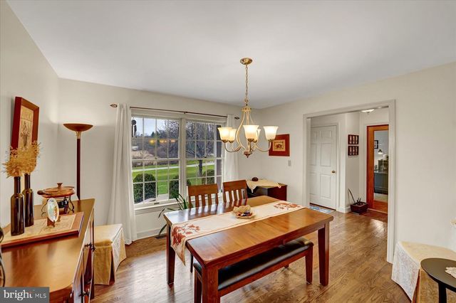 615 MEEKS LN, Port Matilda, PA 16870