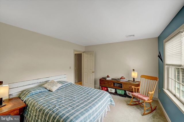 615 MEEKS LN, Port Matilda, PA 16870