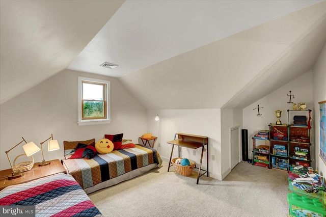 615 MEEKS LN, Port Matilda, PA 16870