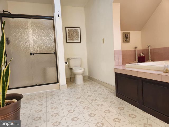 615 MEEKS LN, Port Matilda, PA 16870