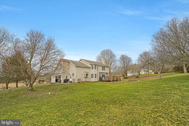 615 MEEKS LN, Port Matilda, PA 16870