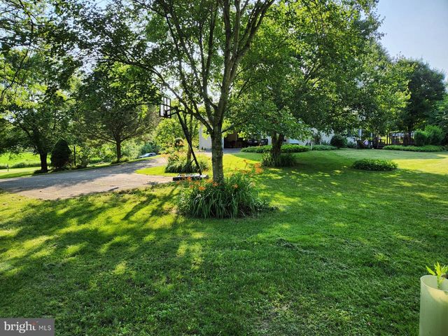 615 MEEKS LN, Port Matilda, PA 16870