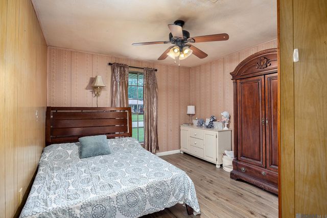 7944 Santa Barbara Dr, Baton Rouge, LA 70811