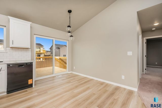 901 N Independent St Street, Lennox, SD 57039