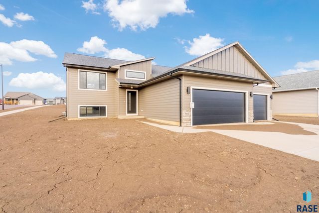 901 N Independent St Street, Lennox, SD 57039