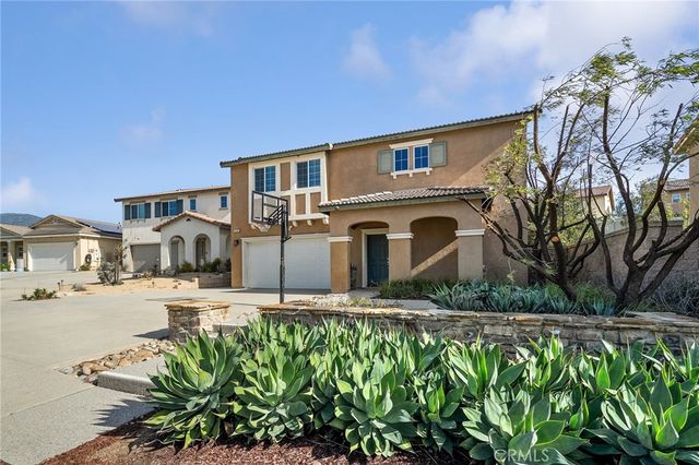 3309 Osage Court, San Bernardino, CA 92407