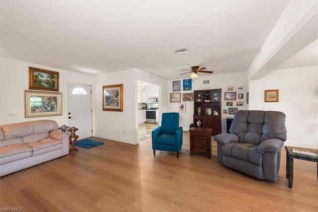 190 Brooks RD, North Fort Myers, FL 33917