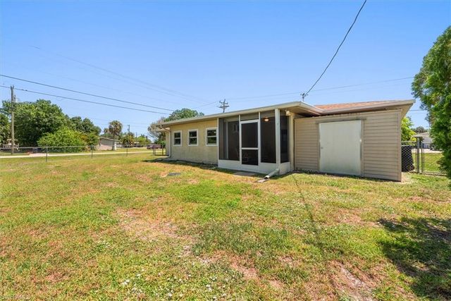 190 Brooks RD, North Fort Myers, FL 33917