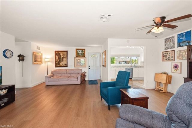 190 Brooks RD, North Fort Myers, FL 33917