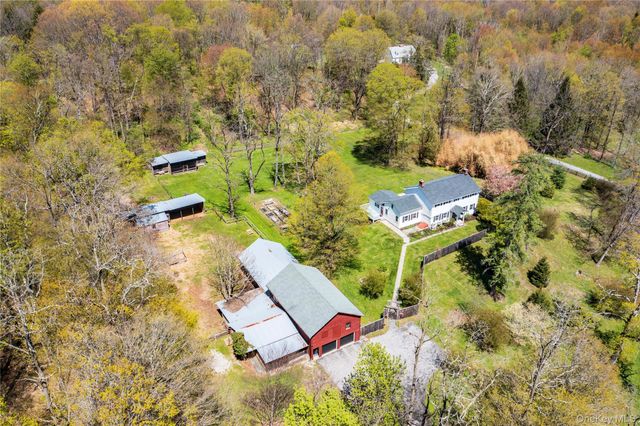 553 Salt Point Turnpike, Poughkeepsie, NY 12601