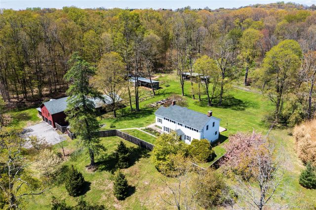 553 Salt Point Turnpike, Poughkeepsie, NY 12601