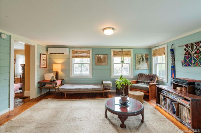 553 Salt Point Turnpike, Poughkeepsie, NY 12601