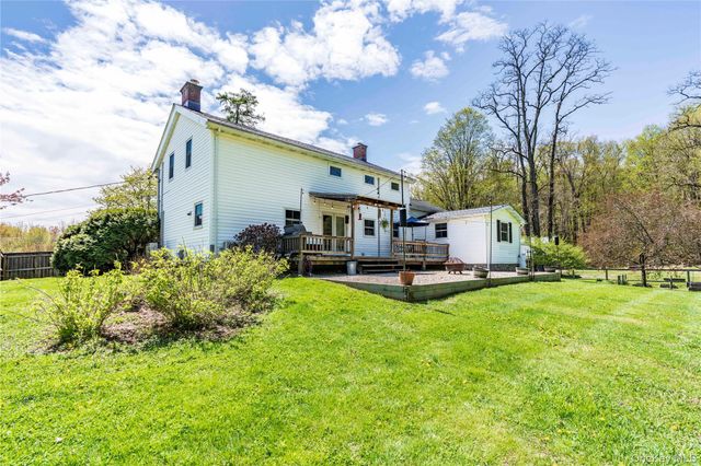553 Salt Point Turnpike, Poughkeepsie, NY 12601