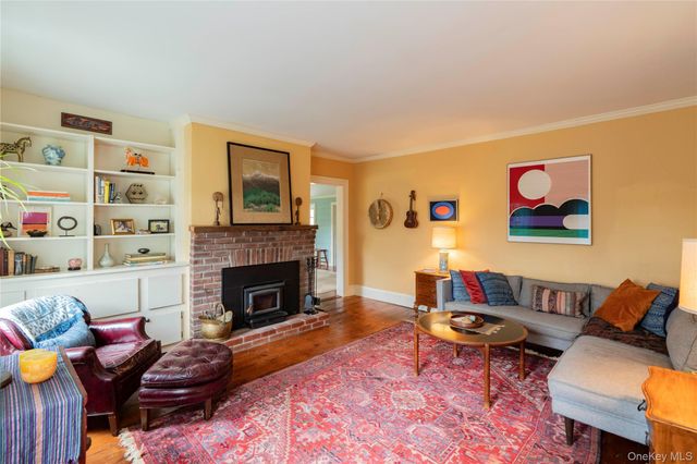 553 Salt Point Turnpike, Poughkeepsie, NY 12601