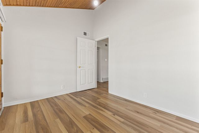 740 Squire Place, Red Oak, TX 75154