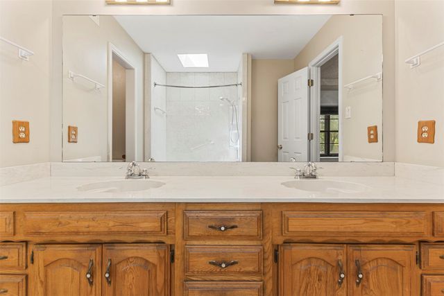 740 Squire Place, Red Oak, TX 75154