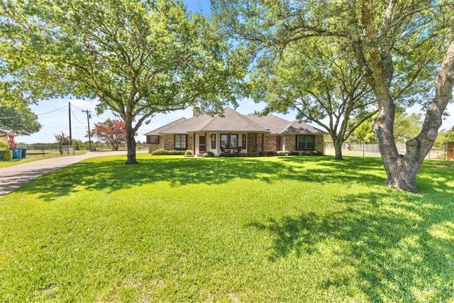 740 Squire Place, Red Oak, TX 75154