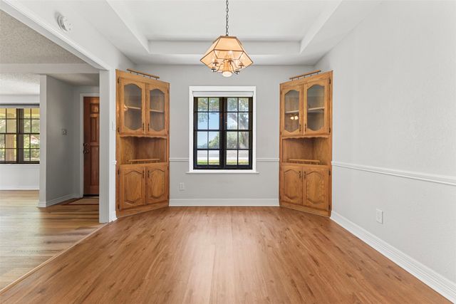 740 Squire Place, Red Oak, TX 75154