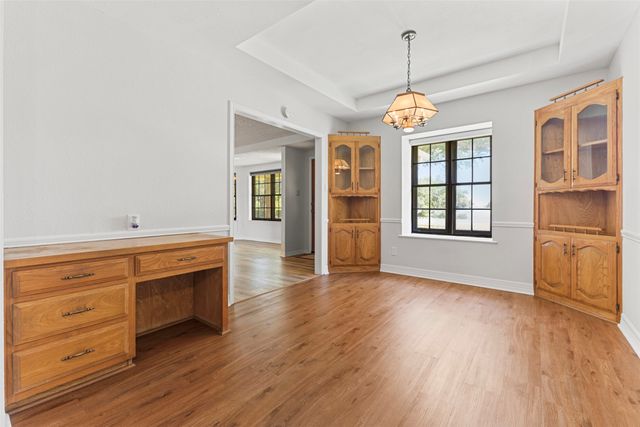740 Squire Place, Red Oak, TX 75154