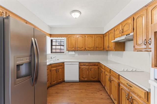740 Squire Place, Red Oak, TX 75154