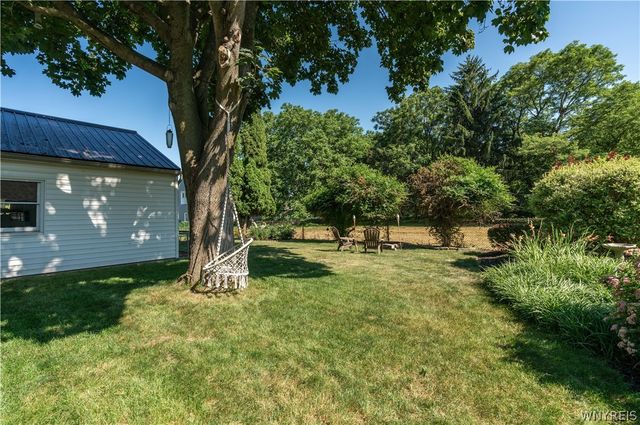 31 Sunset Road, Cheektowaga, NY 14227