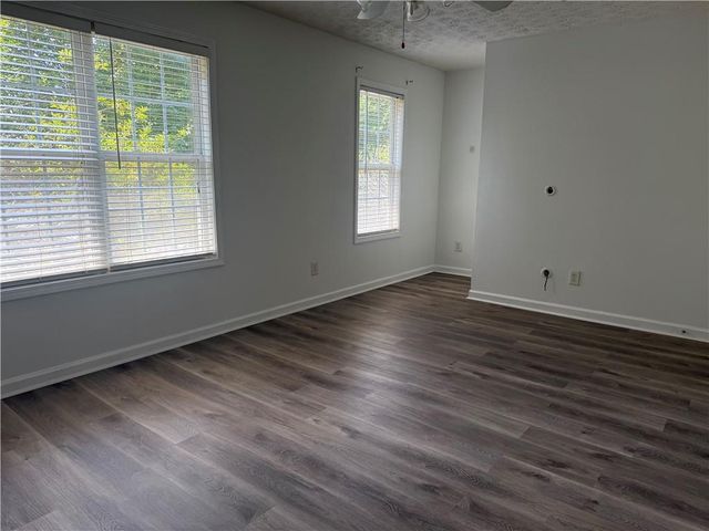 6016 Leeshire Trace, Tucker, GA 30084
