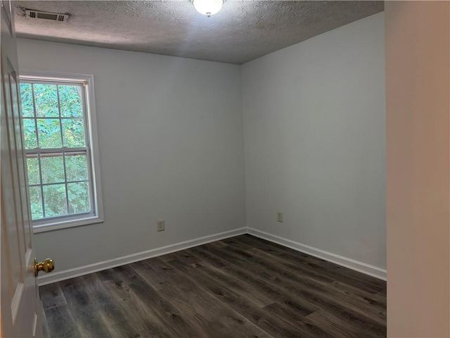 6016 Leeshire Trace, Tucker, GA 30084