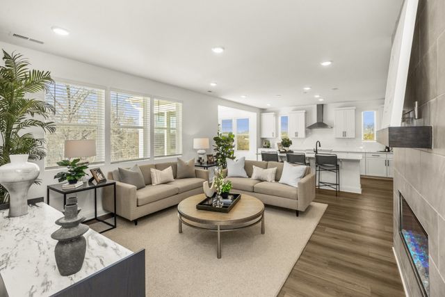 2368 Williamsport Landing, Columbia, TN 38401