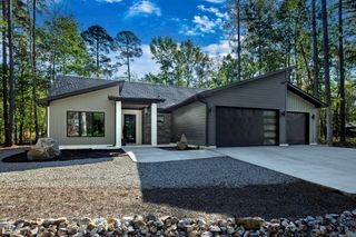 60 Estrella Way, Hot Springs Village, AR 71909