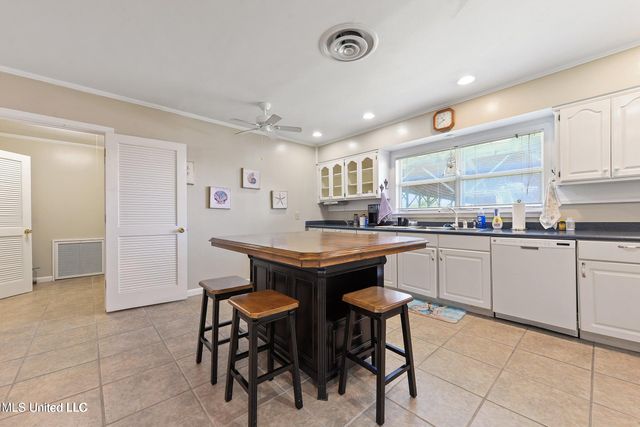 3309 Mary Walker Drive, Gautier, MS 39553