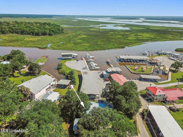 3309 Mary Walker Drive, Gautier, MS 39553