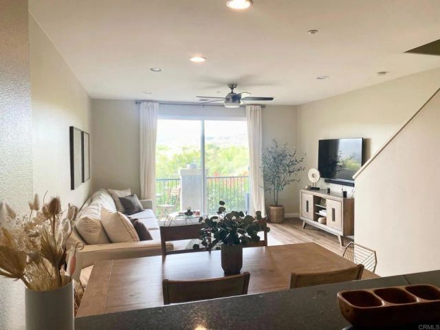69 Via Sovana, Santee, CA 92071