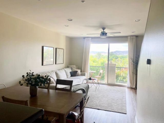 69 Via Sovana, Santee, CA 92071