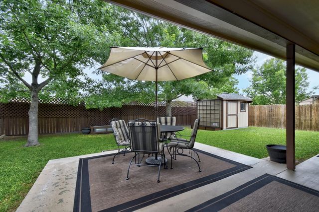 2251 Hazelwood DR, New Braunfels, TX 78130